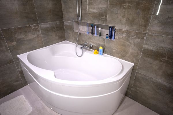 Large Bathtub Installation in La Porte